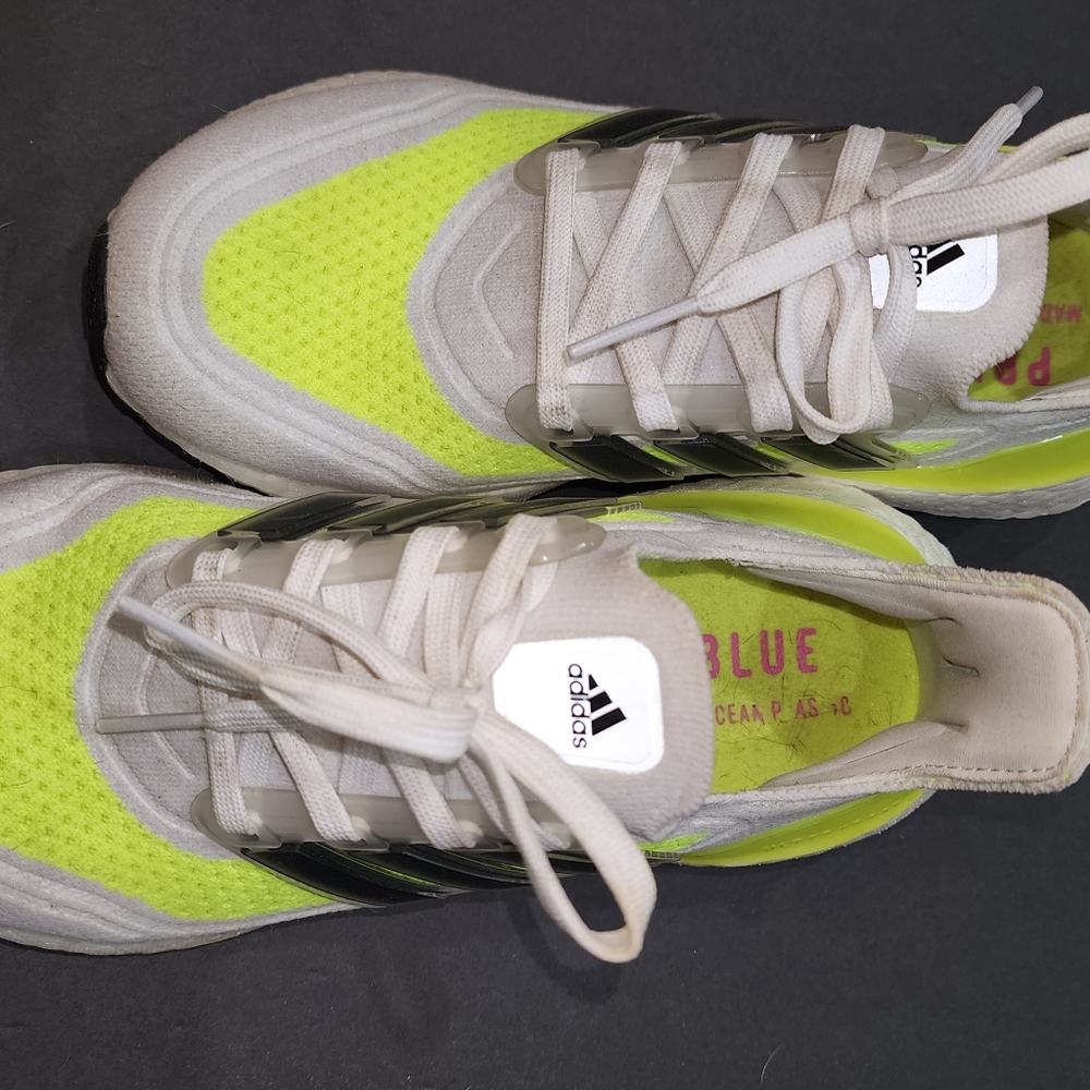 Adidas Ultraboost 21 Womens Size 6 White Yellow Running Shoes Sneakers FY0401
